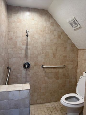 615 Texas Street, Tomball, TX 77375