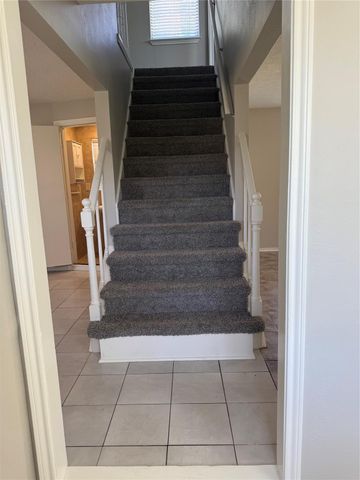 615 Texas Street, Tomball, TX 77375