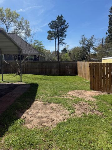 615 Texas Street, Tomball, TX 77375