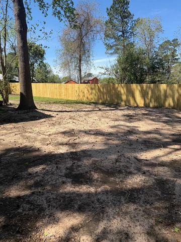 615 Texas Street, Tomball, TX 77375