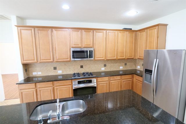 6119 Lakenshire Falls Lane, Katy, TX 77494