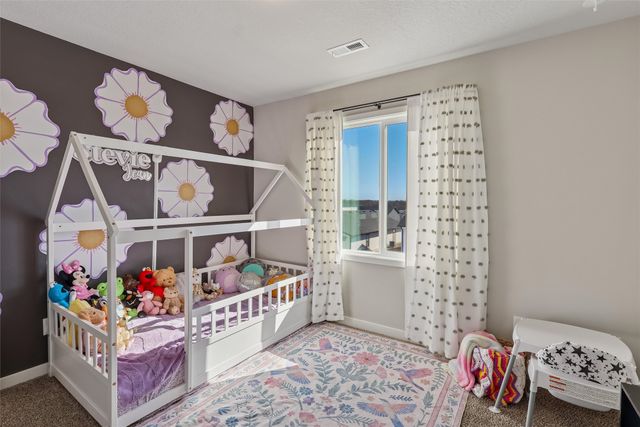 2808 21st Street SW, Altoona, IA 50009