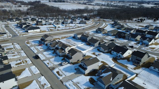 2808 21st Street SW, Altoona, IA 50009