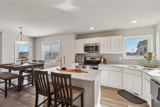 2808 21st Street SW, Altoona, IA 50009