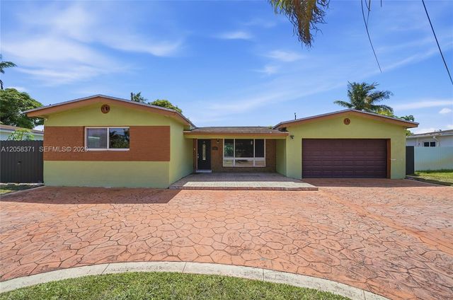 2220 De Soto Drive, Miramar, FL 33023