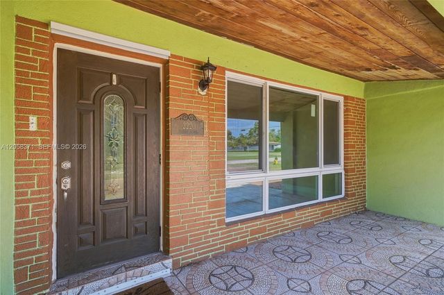 2220 De Soto Drive, Miramar, FL 33023