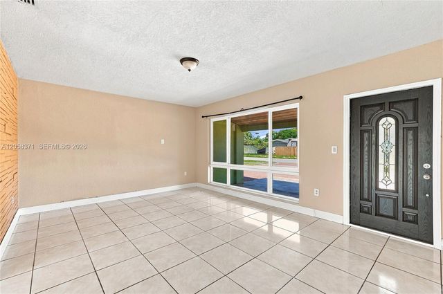 2220 De Soto Drive, Miramar, FL 33023