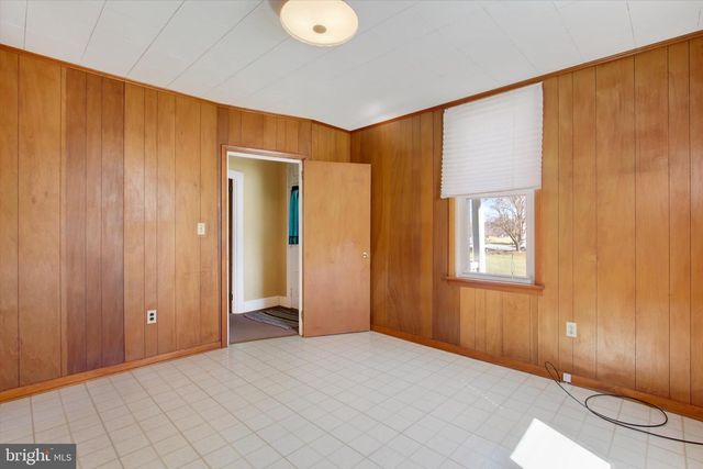 290 GUERNSEY RD, Biglerville, PA 17307