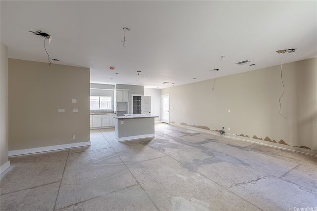 84-674 Farrington Highway 2, Waianae, HI 96792