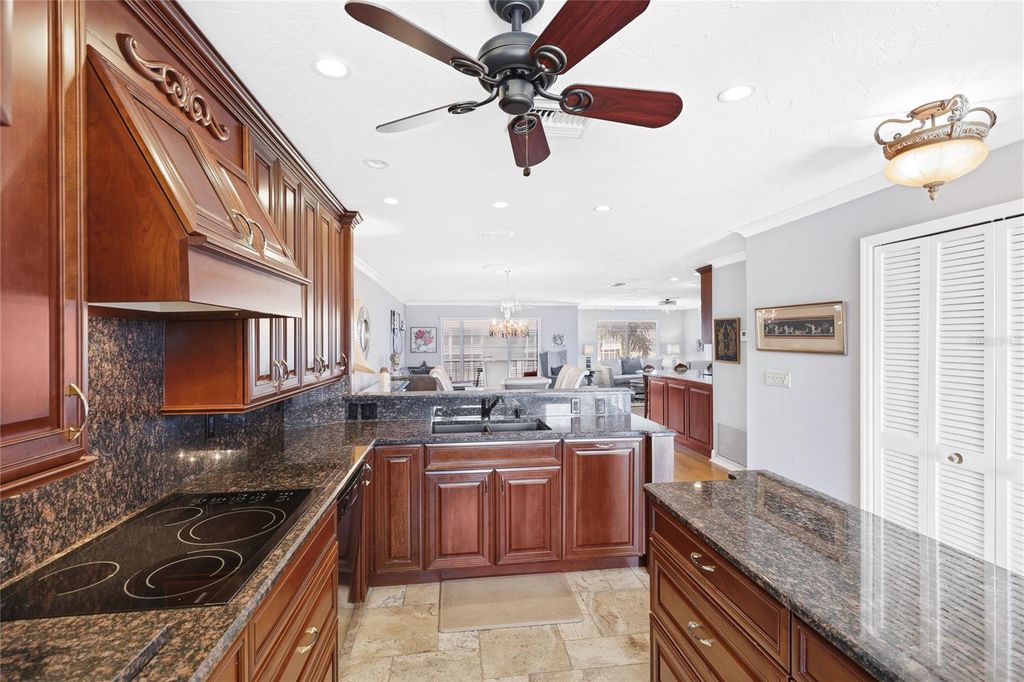 1600 1ST AVENUE W 506, BRADENTON, FL 34205 — photo 4