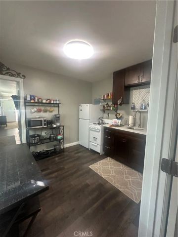 12524 Monte Vista Ave. B, Chino, CA 91710