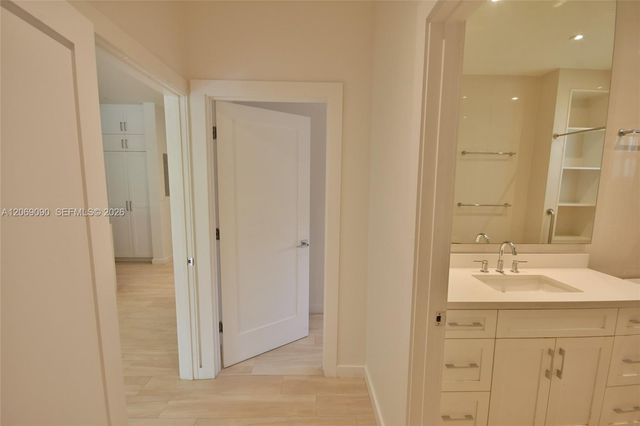 55 Ocean Lane Drive 4031, Key Biscayne, FL 33149