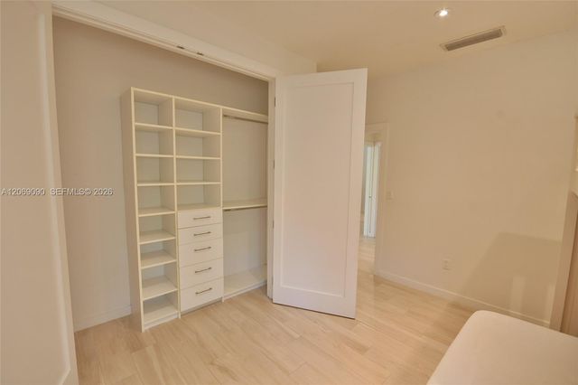 55 Ocean Lane Drive 4031, Key Biscayne, FL 33149