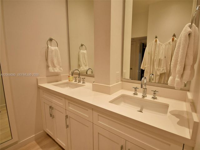 55 Ocean Lane Drive 4031, Key Biscayne, FL 33149