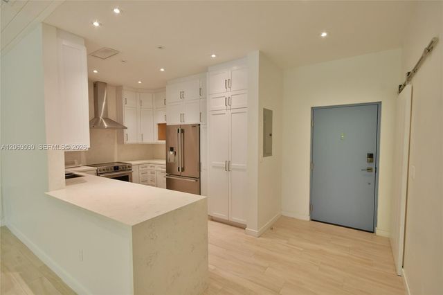 55 Ocean Lane Drive 4031, Key Biscayne, FL 33149
