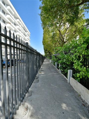 55 Ocean Lane Drive 4031, Key Biscayne, FL 33149