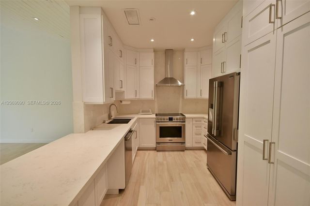 55 Ocean Lane Drive 4031, Key Biscayne, FL 33149