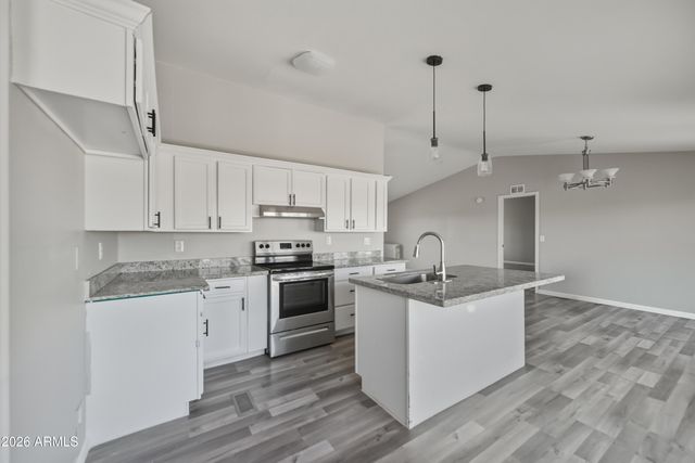 10618 W PRAIRIE Lane, Casa Grande, AZ 85193