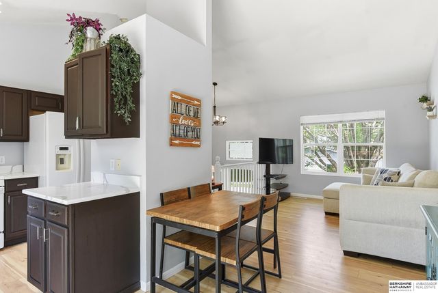17615 Olive Street, Omaha, NE 68136