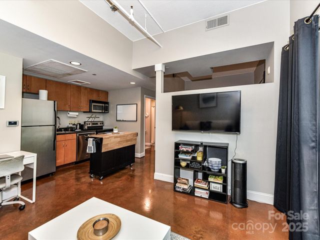 715 N Church Street 217, Charlotte, NC 28202