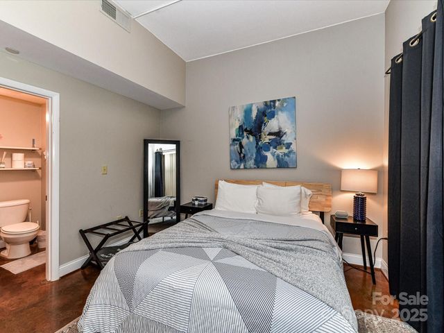 715 N Church Street 217, Charlotte, NC 28202