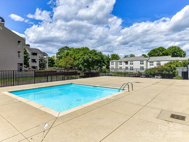 715 N Church Street 217, Charlotte, NC 28202