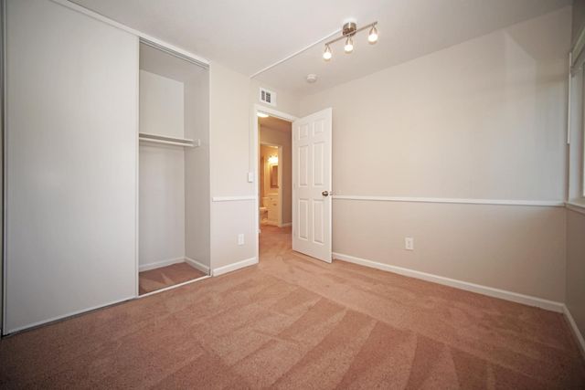 5853 Diablo Dr, Sacramento, CA 95842