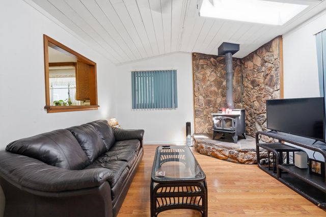 14836 Sun Forest Dr, Penn Valley, CA 95946