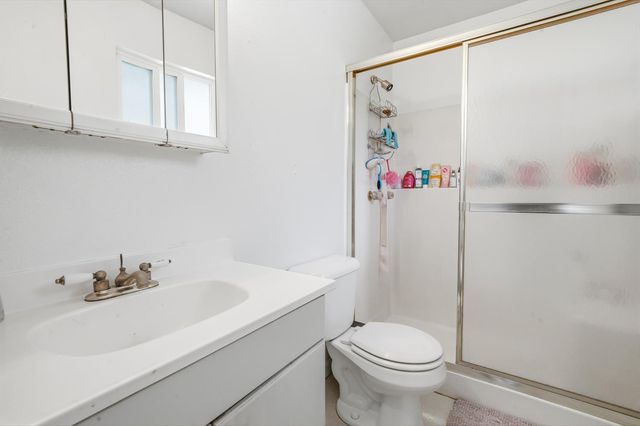 14836 Sun Forest Dr, Penn Valley, CA 95946