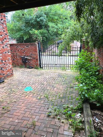 659 STIRLING ST, Baltimore, MD 21202