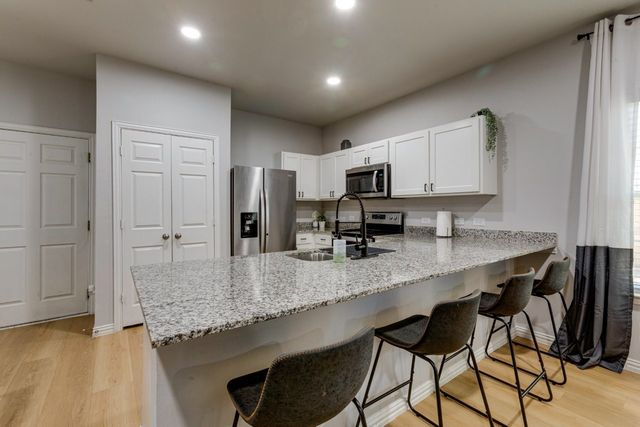 3402 Crossman Avenue, Dallas, TX 75212