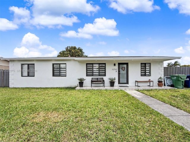 10762 SW 145th St, Miami, FL 33176