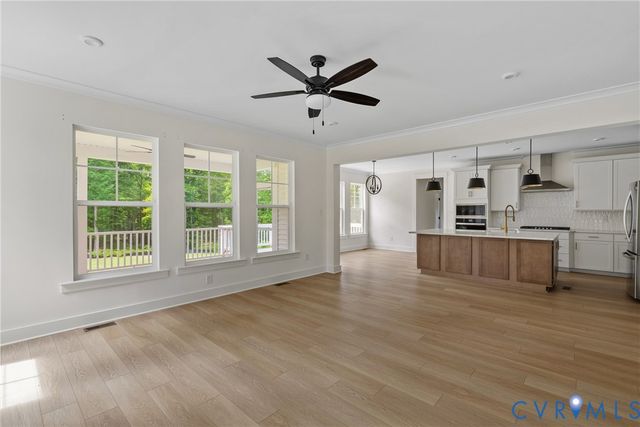 8421 Roden Dr, Mechanicsville, VA 23111