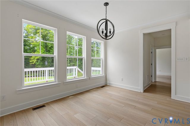 8421 Roden Dr, Mechanicsville, VA 23111