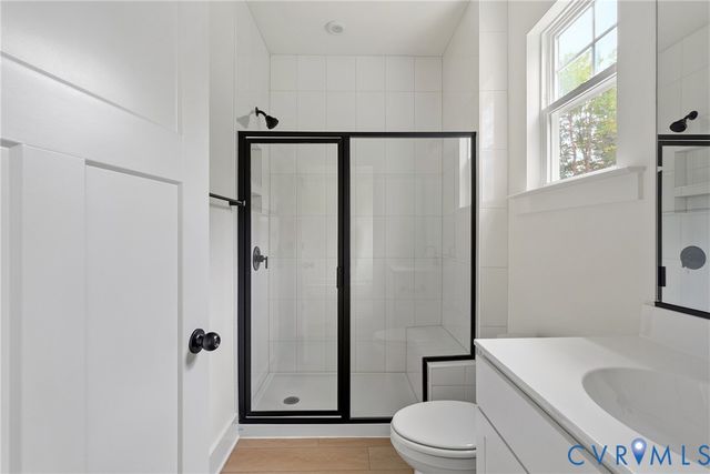 8421 Roden Dr, Mechanicsville, VA 23111