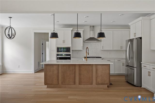 8421 Roden Dr, Mechanicsville, VA 23111