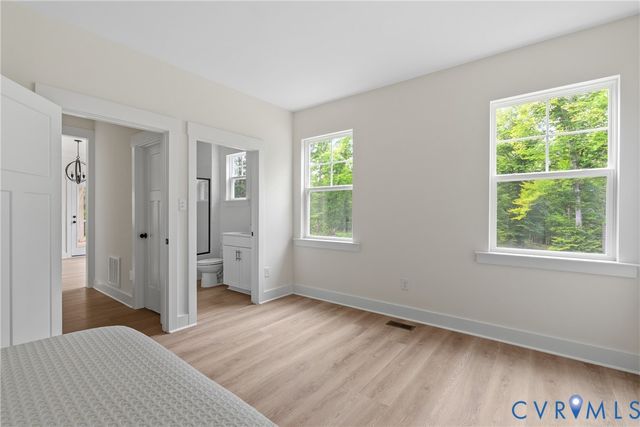 8421 Roden Dr, Mechanicsville, VA 23111