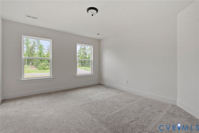 8421 Roden Dr, Mechanicsville, VA 23111