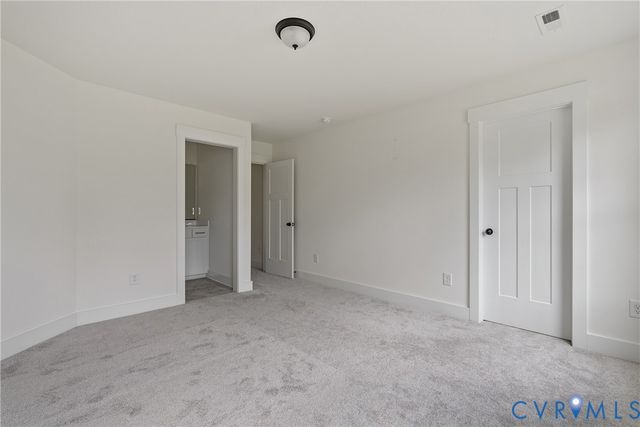 8421 Roden Dr, Mechanicsville, VA 23111