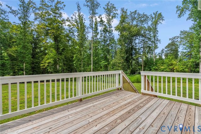 8421 Roden Dr, Mechanicsville, VA 23111