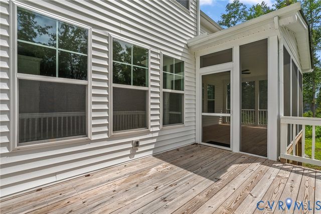 8421 Roden Dr, Mechanicsville, VA 23111