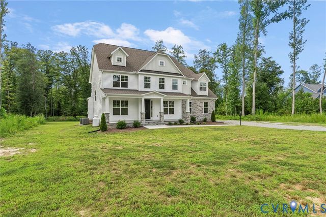 8421 Roden Dr, Mechanicsville, VA 23111