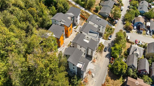 5248 23rd Avenue SW, Seattle, WA 98106