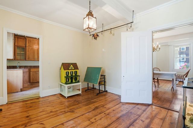 100 S. Main St., Middleboro, MA 02346