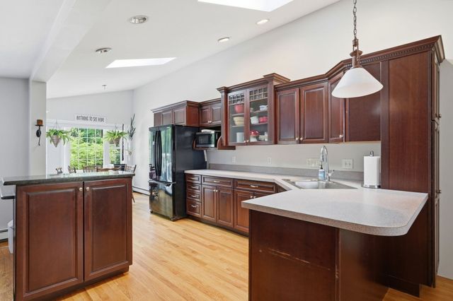 100 S. Main St., Middleboro, MA 02346