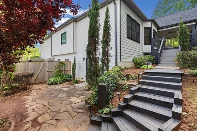 11 Levi Court, Dallas, GA 30132