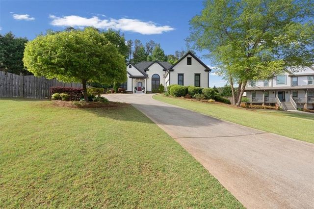 11 Levi Court, Dallas, GA 30132