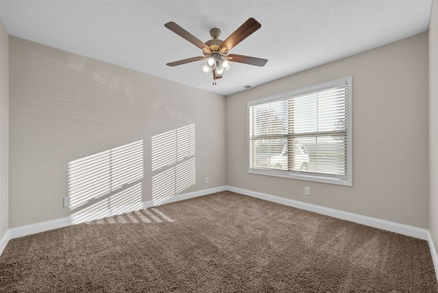 1000 Henry Place Blvd Unit 106, Clarksville, TN 37042