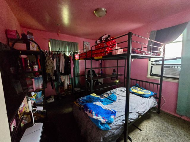 4457 E 6th Avenue, Gary, IN 46403