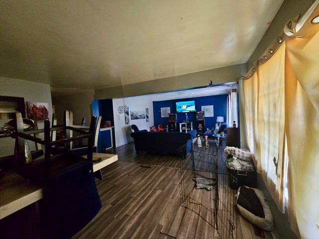 4457 E 6th Avenue, Gary, IN 46403